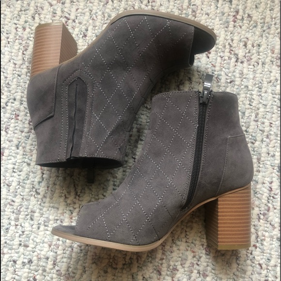 Journee Collection Henley Bootie Gray - Picture 3 of 8